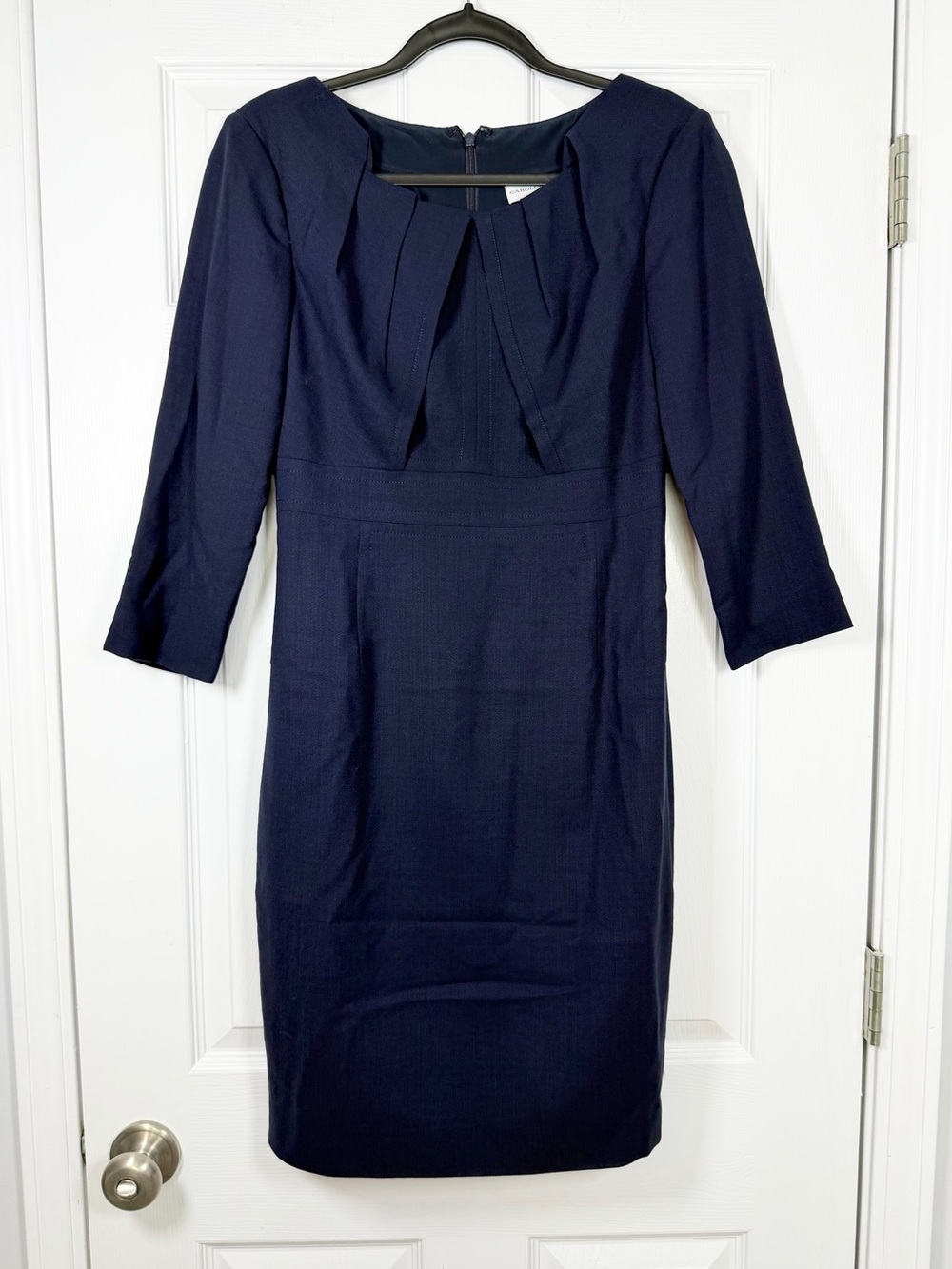 CAROLINA HERRERA Size 4 • Navy Blue Pencil Dress Designer.